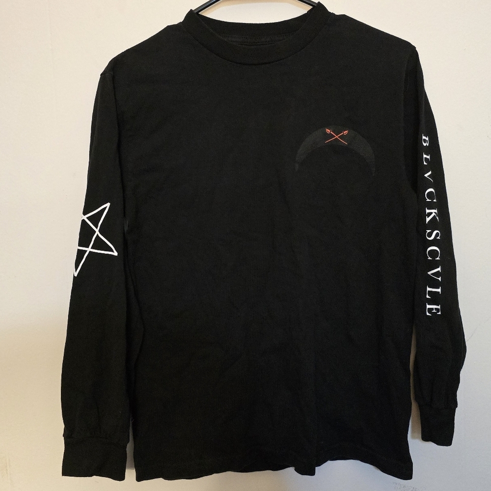 Black Scale Long Sleeve Tee